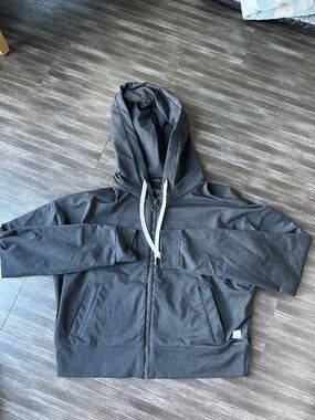 Halo Performance Hoodie Cropped